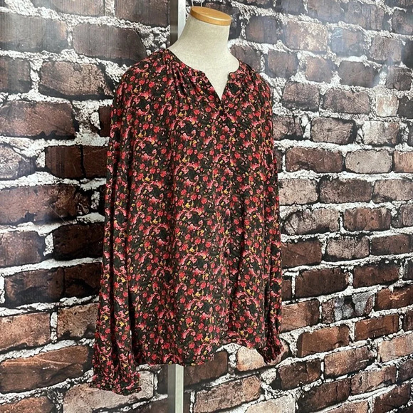 Something Navy Blouse Button Up Shirt Long Sleeve Red Pink Floral Size Large - Picture 7 of 14